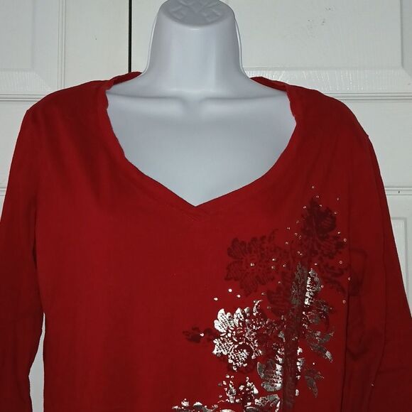New York & Company red silver black floral front long sleeve shirt  Sz L EUC - Picture 3 of 5